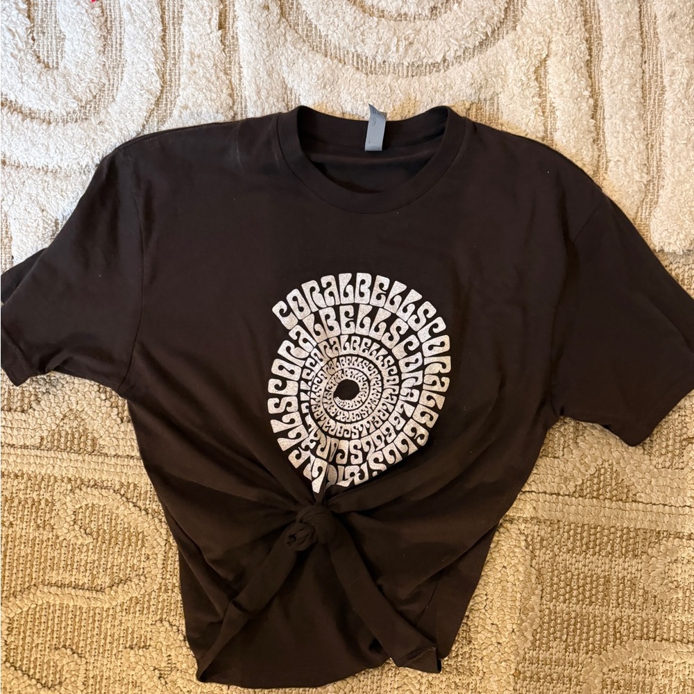 New band tee brown and white Next Level Apparel t shirt adult s. Small cropped